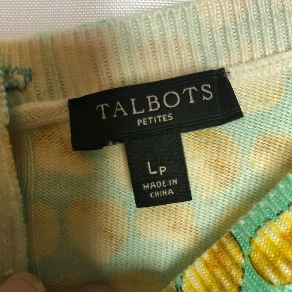 Talbots Novelty Pear Print Lightweight Sweater Petite - Picture 4 of 6